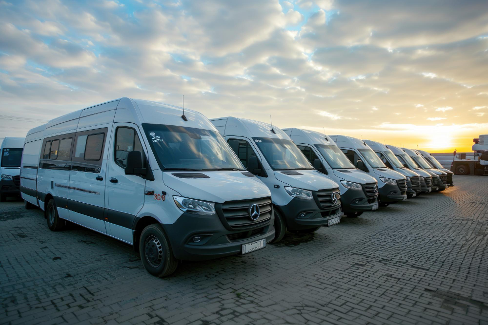 Planuojate didelę kelionę? Sužinokite, kodėl mikroautobusų nuoma yra geriausias sprendimas